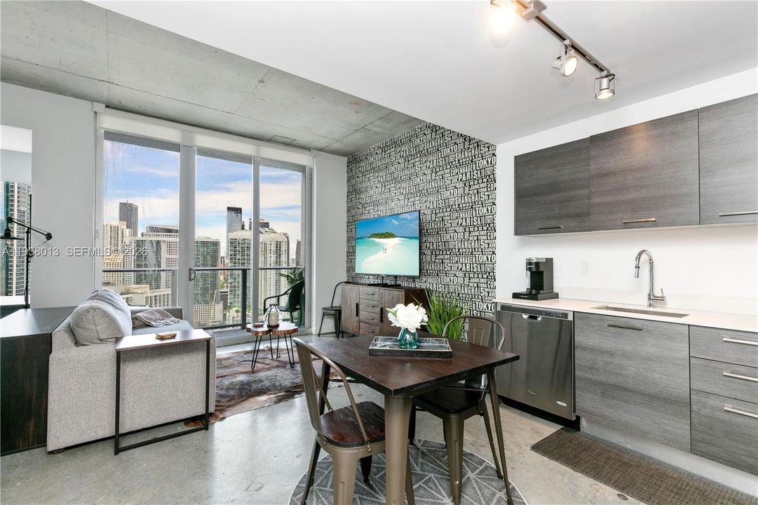 В аренду: $3,100 (1 спален, 1 ванн, 533 Квадратных фут)