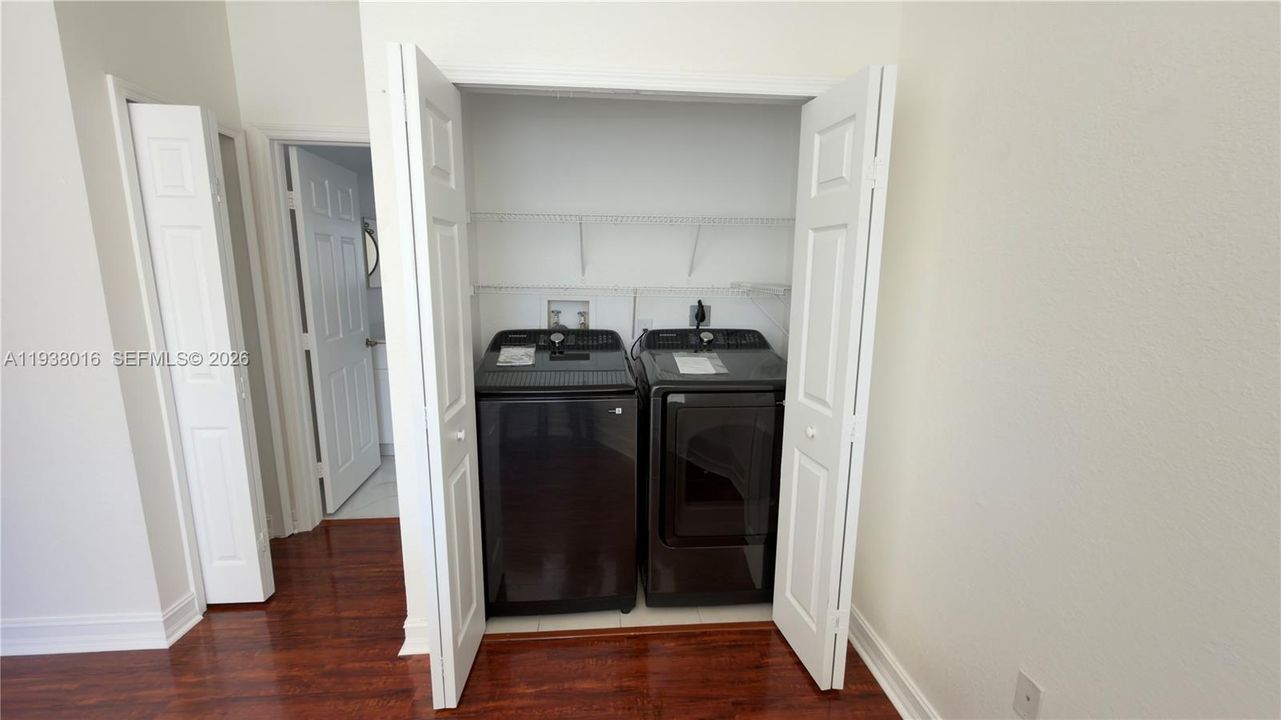 For Rent: $3,500 (3 beds, 2 baths, 1511 Square Feet)