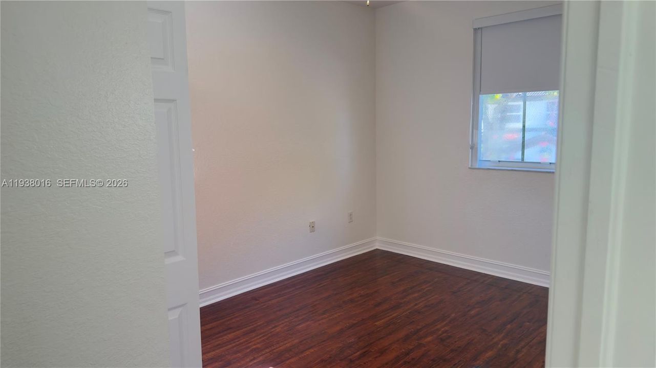 For Rent: $3,500 (3 beds, 2 baths, 1511 Square Feet)