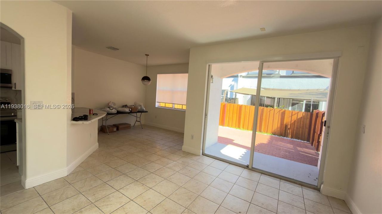 For Rent: $3,500 (3 beds, 2 baths, 1511 Square Feet)