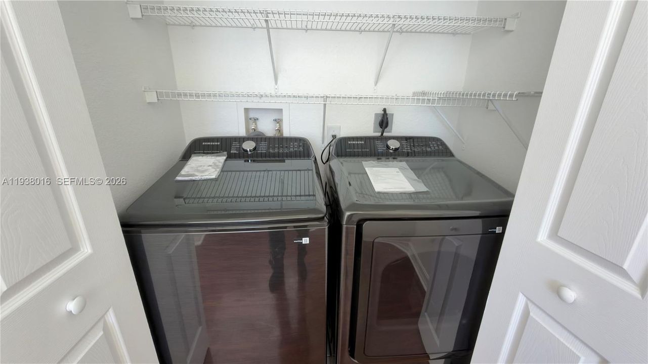 new washer & Dryer