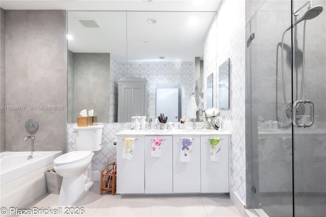 En Venta: $1,795,452 (3 camas, 3 baños, 1926 Pies cuadrados)