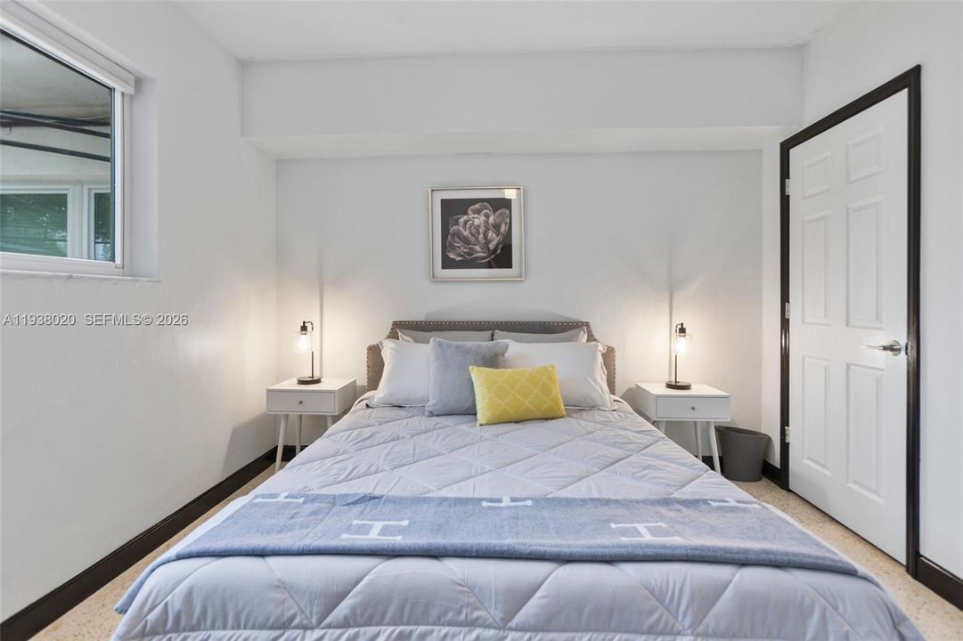 En Venta: $1,100,000 (3 camas, 2 baños, 1500 Pies cuadrados)