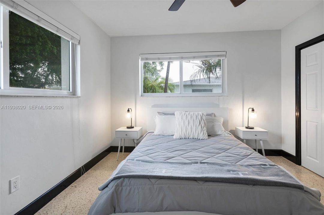 En Venta: $1,100,000 (3 camas, 2 baños, 1500 Pies cuadrados)