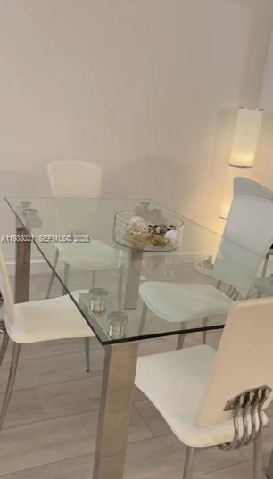 For Sale: $690,000 (0 beds, 1 baths, 660 Square Feet)