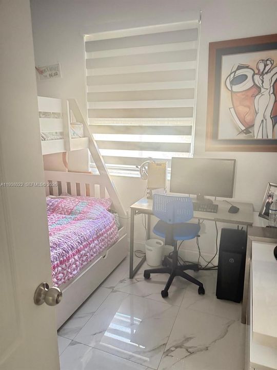 出租: $2,700 (3 贝兹, 2 浴室, 1094 平方英尺)