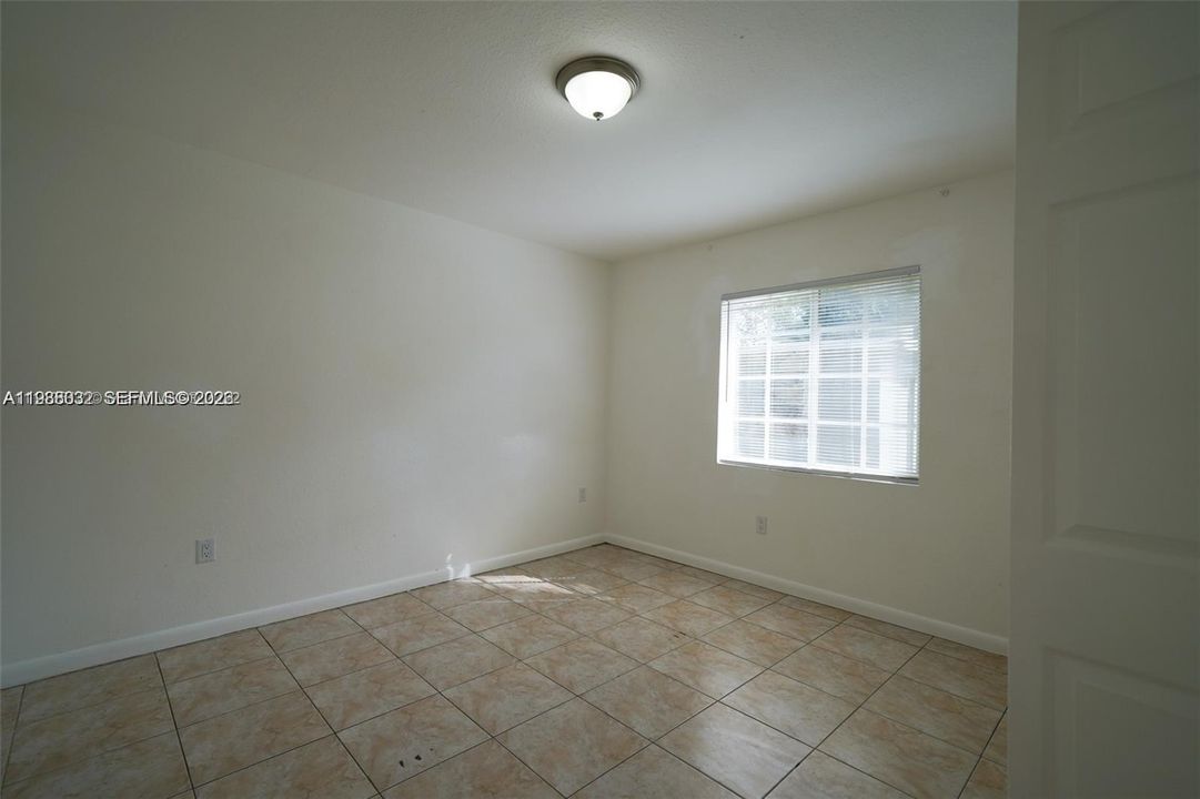 En Renta: $3,000 (3 camas, 2 baños, 1250 Pies cuadrados)