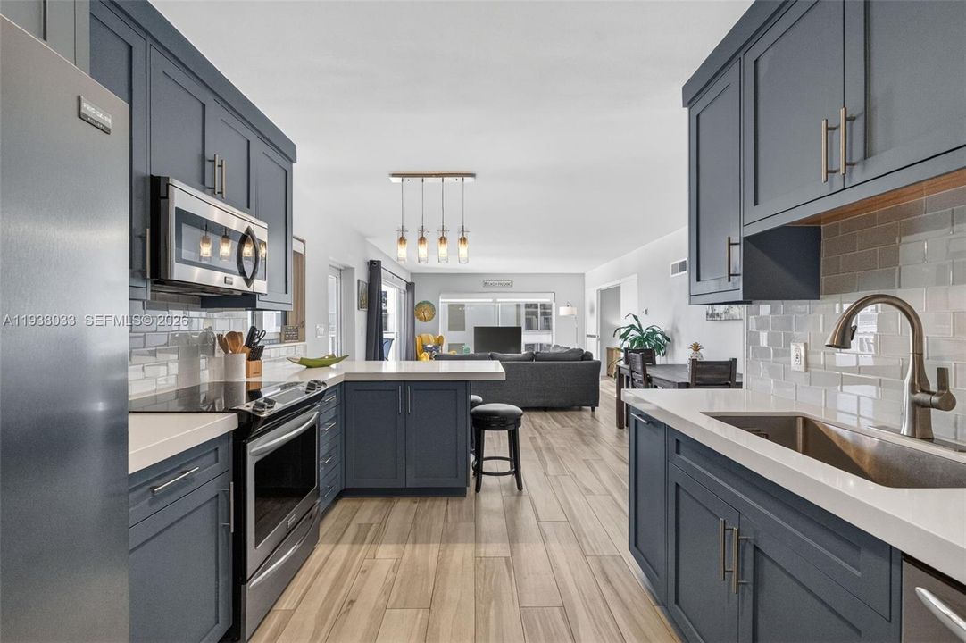 En Venta: $870,000 (2 camas, 2 baños, 980 Pies cuadrados)