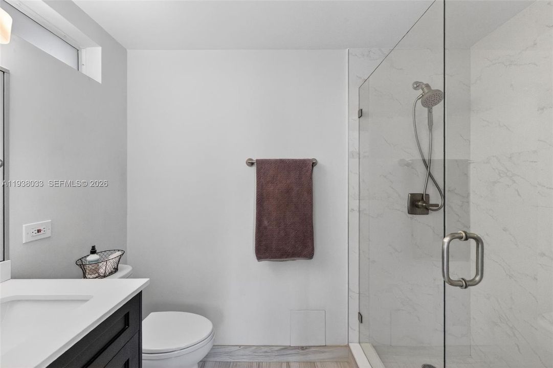 En Venta: $870,000 (2 camas, 2 baños, 980 Pies cuadrados)