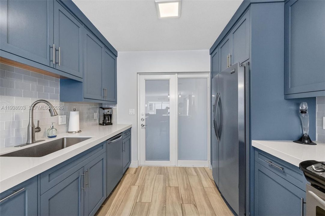 En Venta: $870,000 (2 camas, 2 baños, 980 Pies cuadrados)