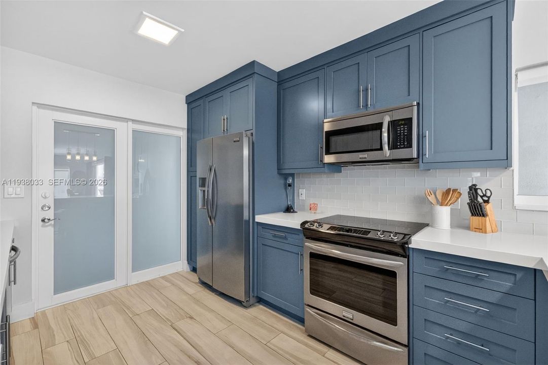 En Venta: $870,000 (2 camas, 2 baños, 980 Pies cuadrados)