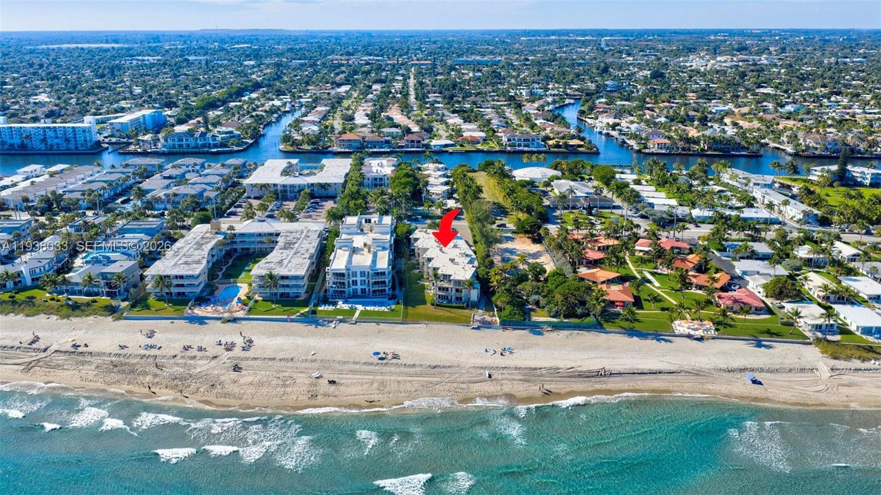 En Venta: $870,000 (2 camas, 2 baños, 980 Pies cuadrados)