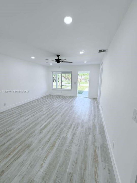 En Venta: $690,000 (0 camas, 0 baños, 1566 Pies cuadrados)