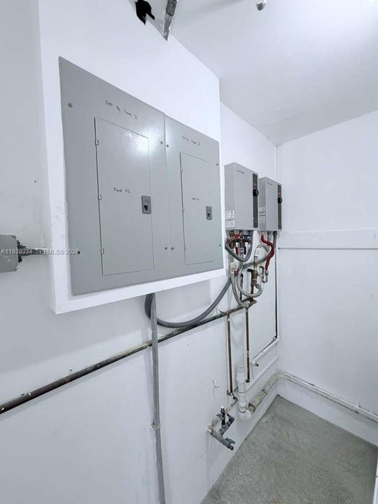 En Venta: $690,000 (0 camas, 0 baños, 1566 Pies cuadrados)