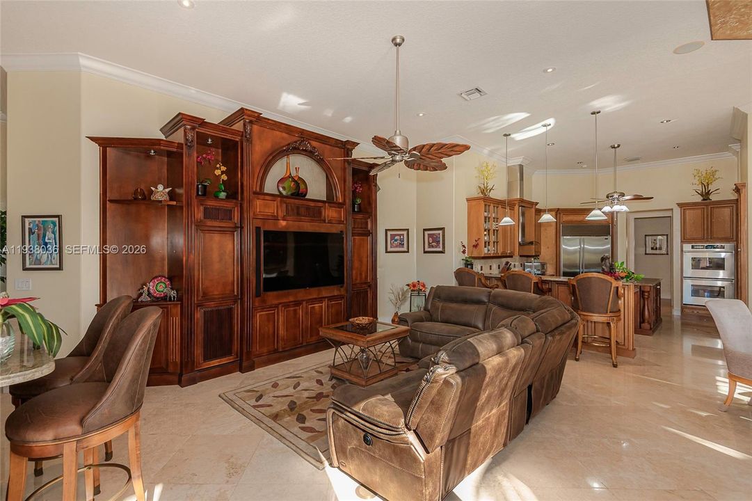 待售: $1,569,995 (5 贝兹, 4 浴室, 4521 平方英尺)