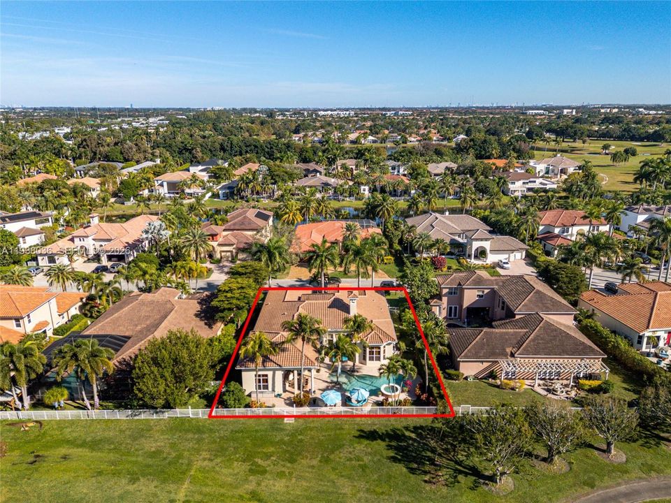 待售: $1,569,995 (5 贝兹, 4 浴室, 4521 平方英尺)