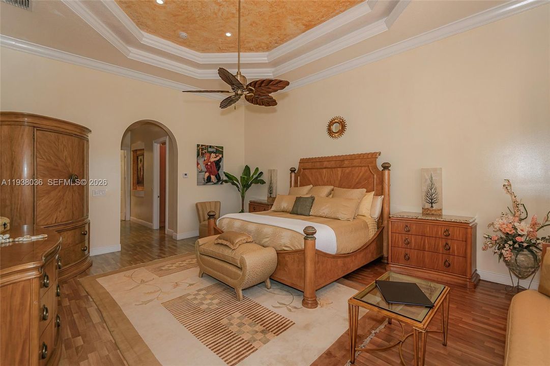 待售: $1,569,995 (5 贝兹, 4 浴室, 4521 平方英尺)