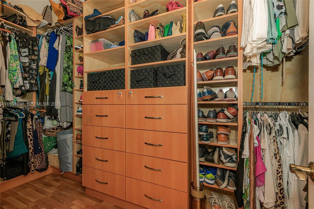 待售: $1,569,995 (5 贝兹, 4 浴室, 4521 平方英尺)