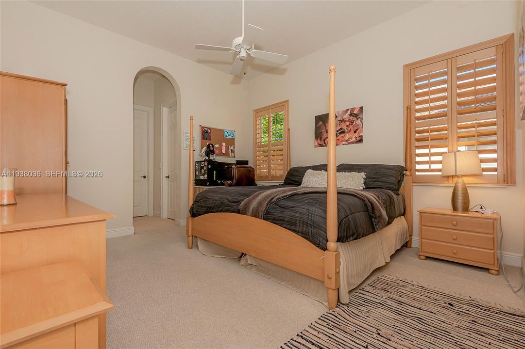 待售: $1,569,995 (5 贝兹, 4 浴室, 4521 平方英尺)