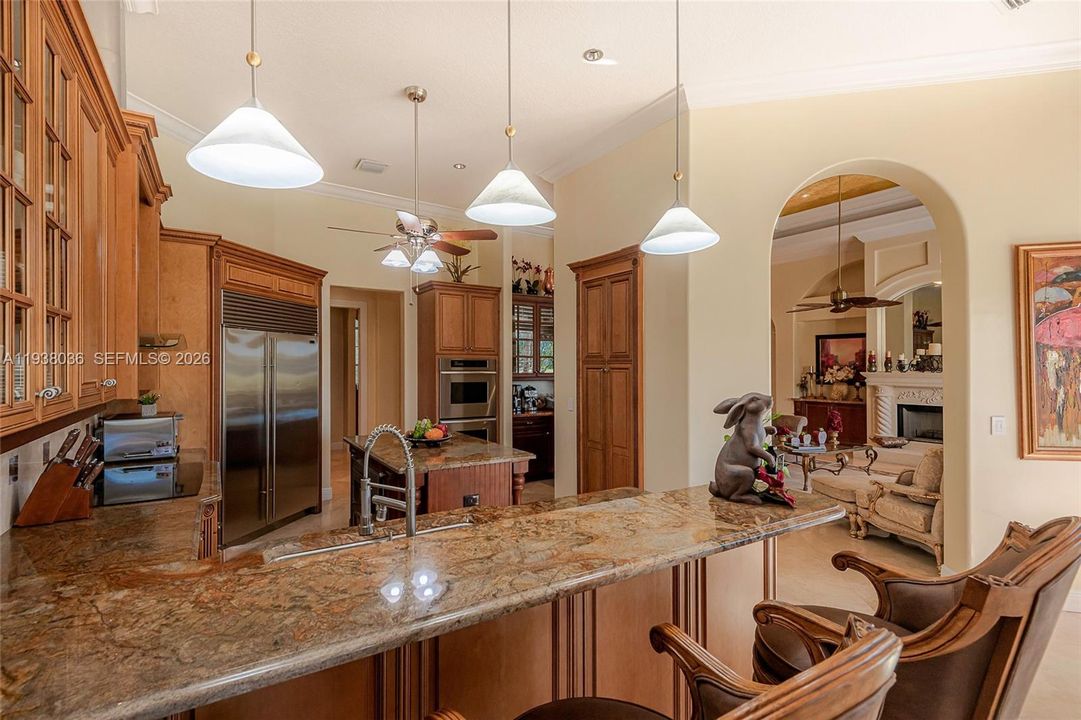 待售: $1,569,995 (5 贝兹, 4 浴室, 4521 平方英尺)