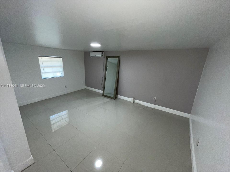 出租: $2,900 (3 贝兹, 2 浴室, 1563 平方英尺)