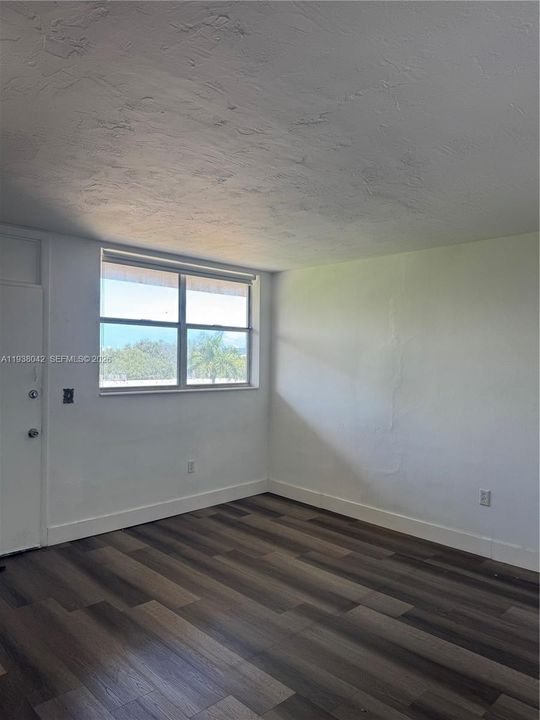 En Venta: $150,000 (1 camas, 1 baños, 617 Pies cuadrados)