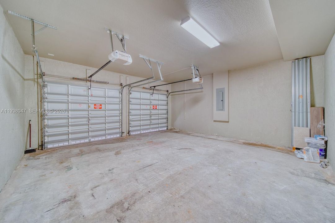 В аренду: $3,500 (4 спален, 2 ванн, 2420 Квадратных фут)