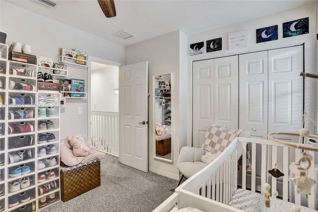 En Venta: $364,800 (2 camas, 2 baños, 1120 Pies cuadrados)