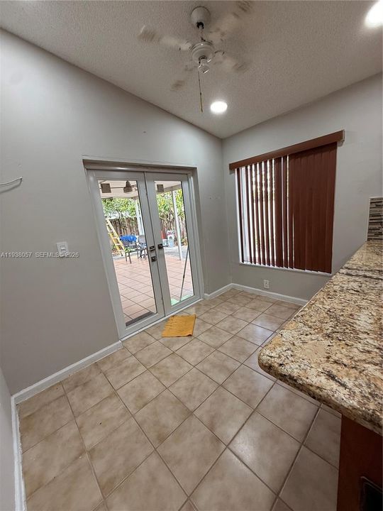 For Sale: $550,000 (4 beds, 2 baths, 1365 Square Feet)