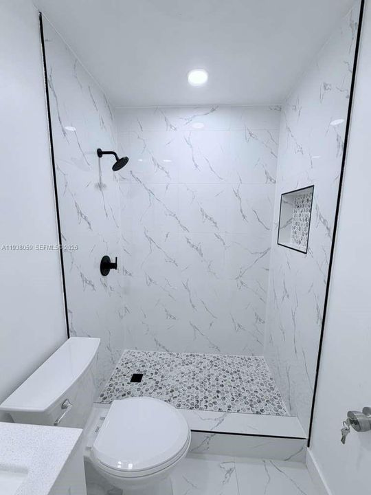 En Renta: $2,400 (2 camas, 1 baños, 1566 Pies cuadrados)