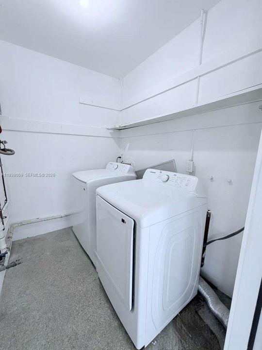 En Renta: $2,400 (2 camas, 1 baños, 1566 Pies cuadrados)