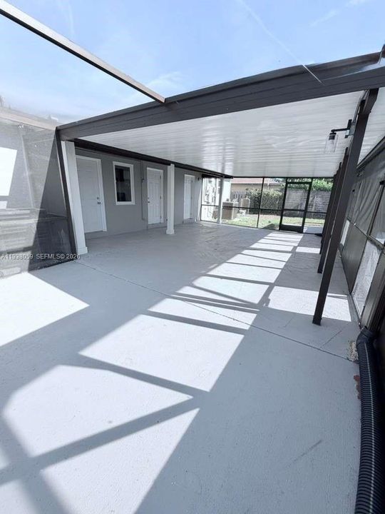 En Renta: $2,400 (2 camas, 1 baños, 1566 Pies cuadrados)