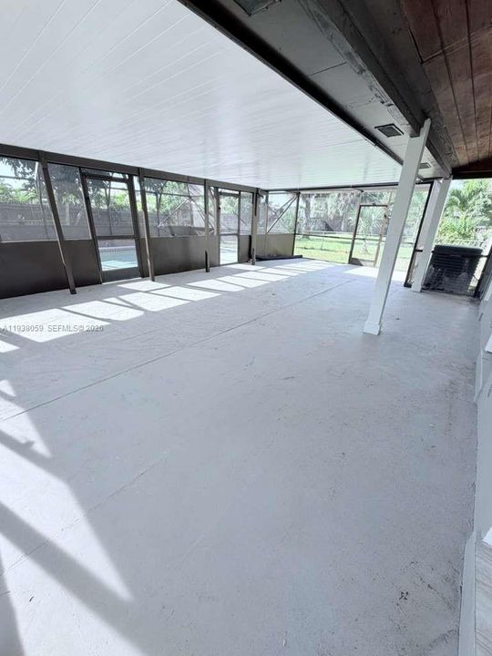 En Renta: $2,400 (2 camas, 1 baños, 1566 Pies cuadrados)