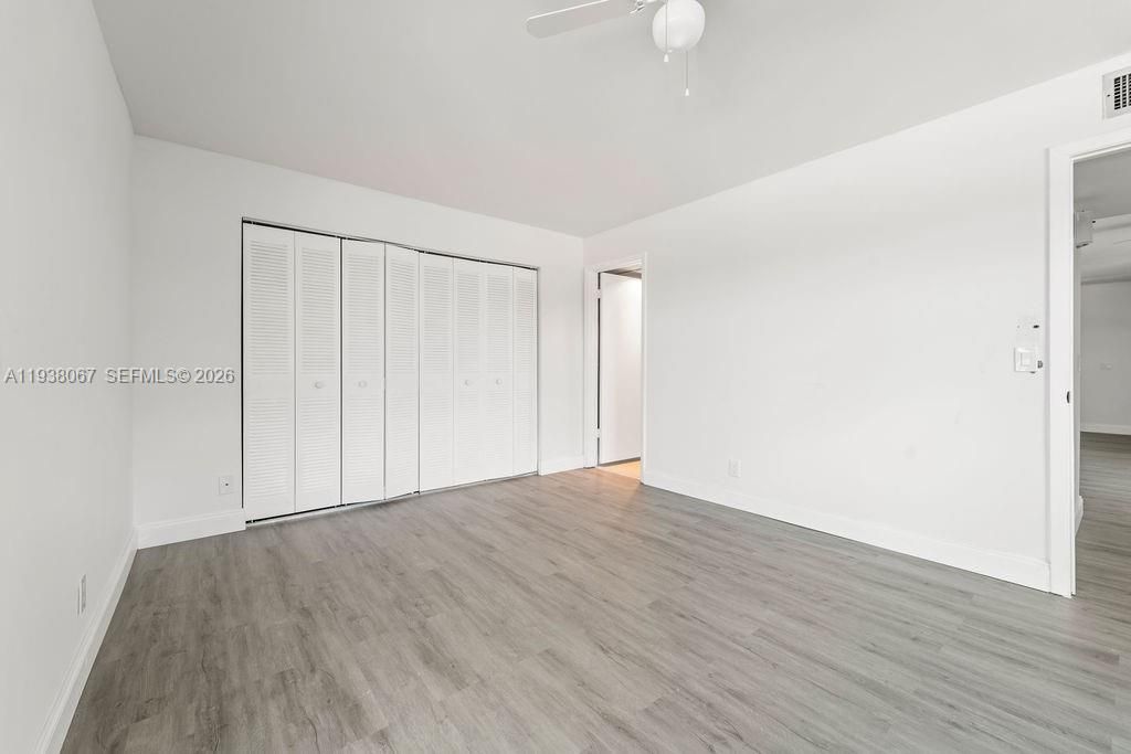 For Sale: $95,000 (1 beds, 1 baths, 760 Square Feet)