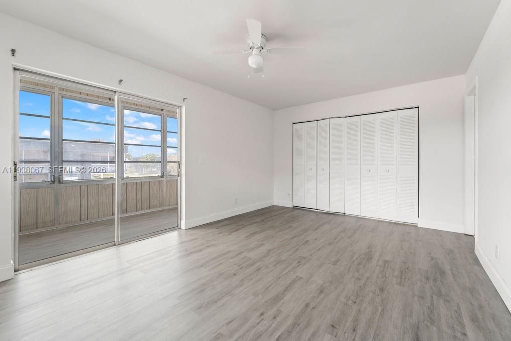 For Sale: $95,000 (1 beds, 1 baths, 760 Square Feet)