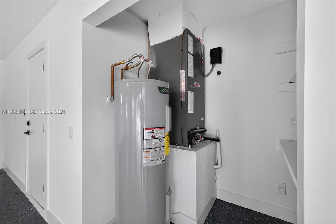 En Venta: $494,000 (4 camas, 2 baños, 2089 Pies cuadrados)