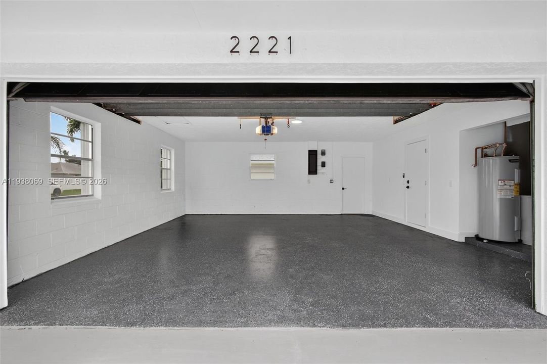 En Venta: $494,000 (4 camas, 2 baños, 2089 Pies cuadrados)