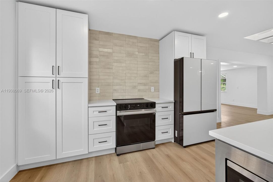 En Venta: $494,000 (4 camas, 2 baños, 2089 Pies cuadrados)