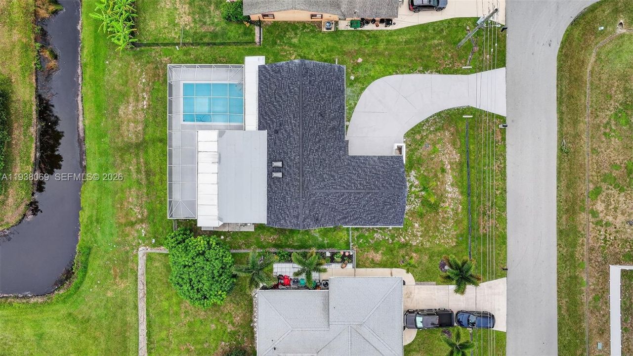 En Venta: $494,000 (4 camas, 2 baños, 2089 Pies cuadrados)