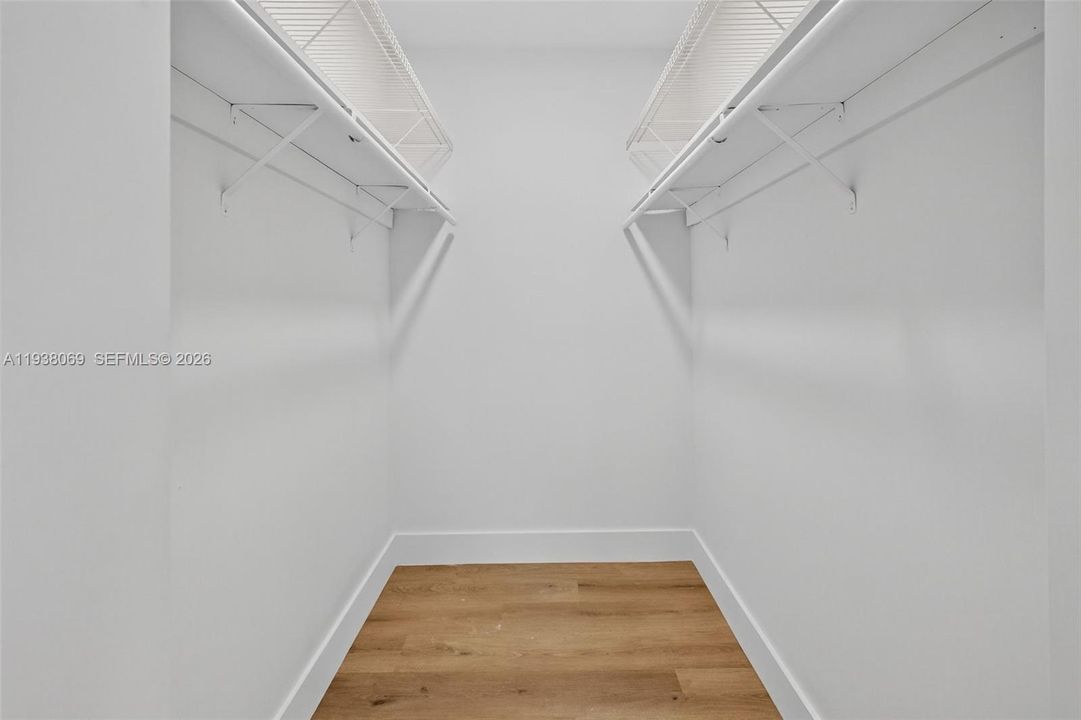 En Venta: $494,000 (4 camas, 2 baños, 2089 Pies cuadrados)