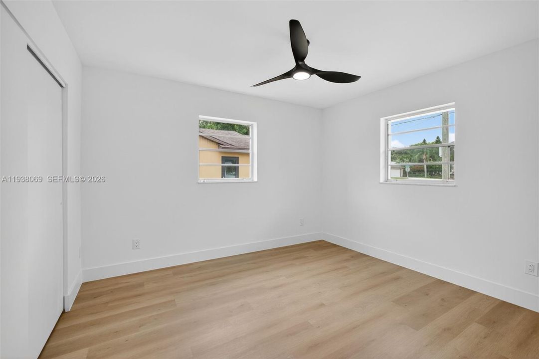 En Venta: $494,000 (4 camas, 2 baños, 2089 Pies cuadrados)