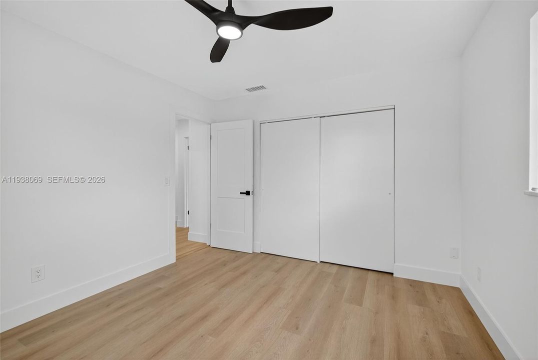 En Venta: $494,000 (4 camas, 2 baños, 2089 Pies cuadrados)