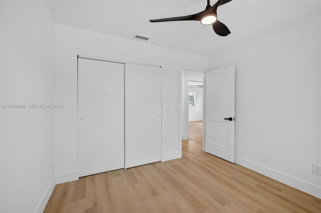 En Venta: $494,000 (4 camas, 2 baños, 2089 Pies cuadrados)