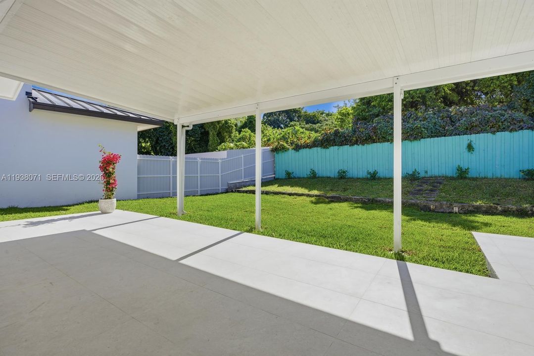 En Renta: $3,100 (3 camas, 2 baños, 1365 Pies cuadrados)