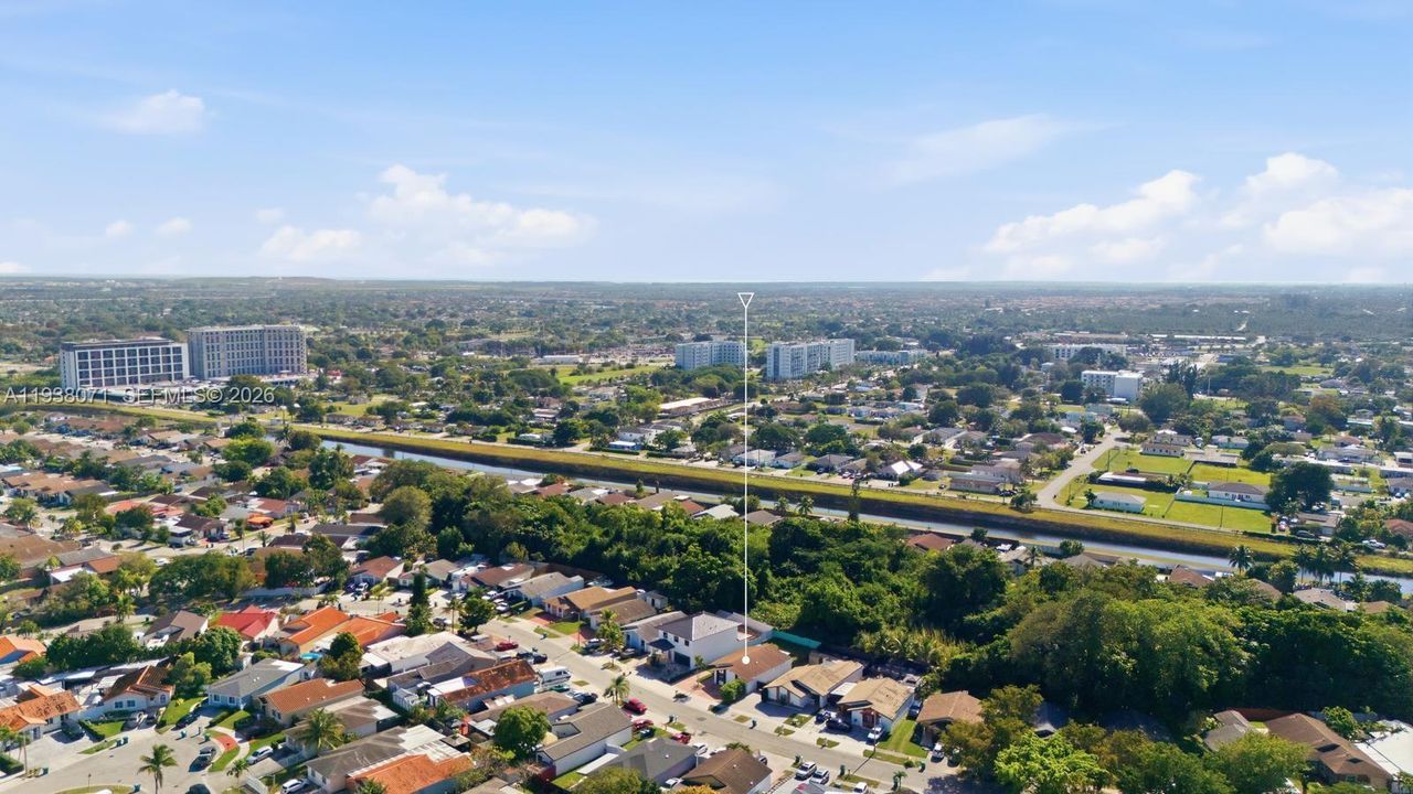 En Renta: $3,100 (3 camas, 2 baños, 1365 Pies cuadrados)