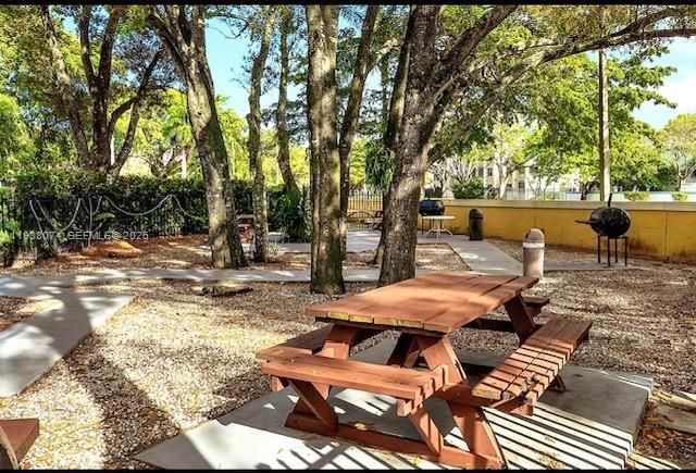 En Venta: $244,900 (2 camas, 2 baños, 1160 Pies cuadrados)