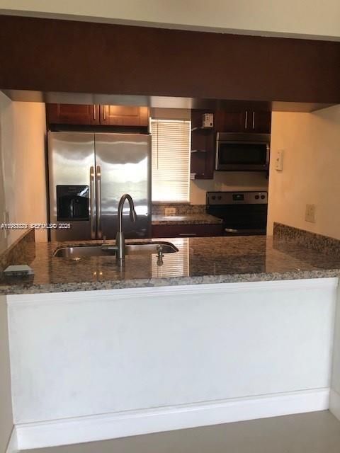 En Renta: $1,699 (2 camas, 2 baños, 768 Pies cuadrados)