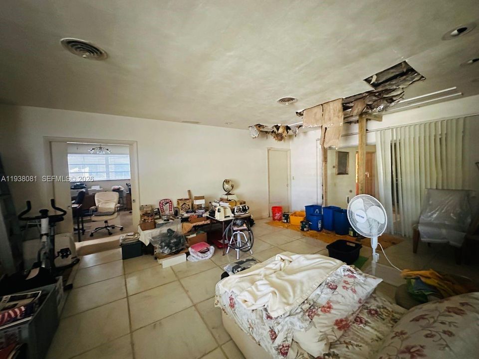 For Sale: $2,000,000 (0.22 acres)