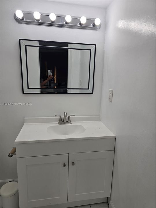 For Rent: $2,000 (2 beds, 2 baths, 1160 Square Feet)