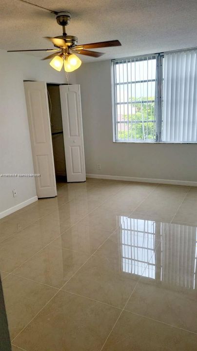 For Rent: $2,000 (2 beds, 2 baths, 1160 Square Feet)